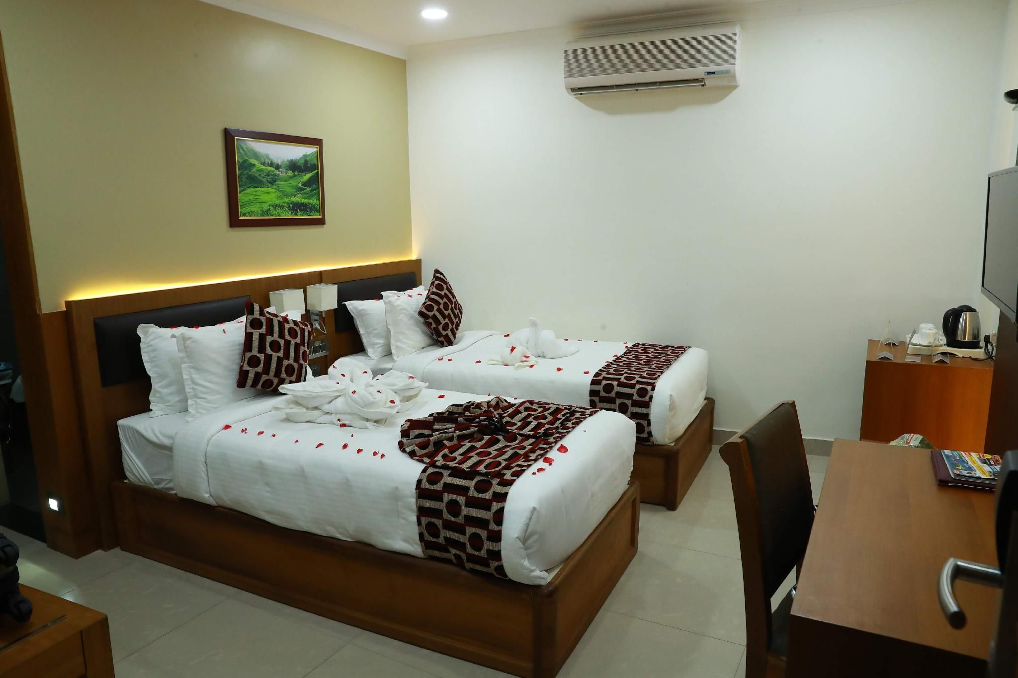 Standard Double with 2 Double Beds