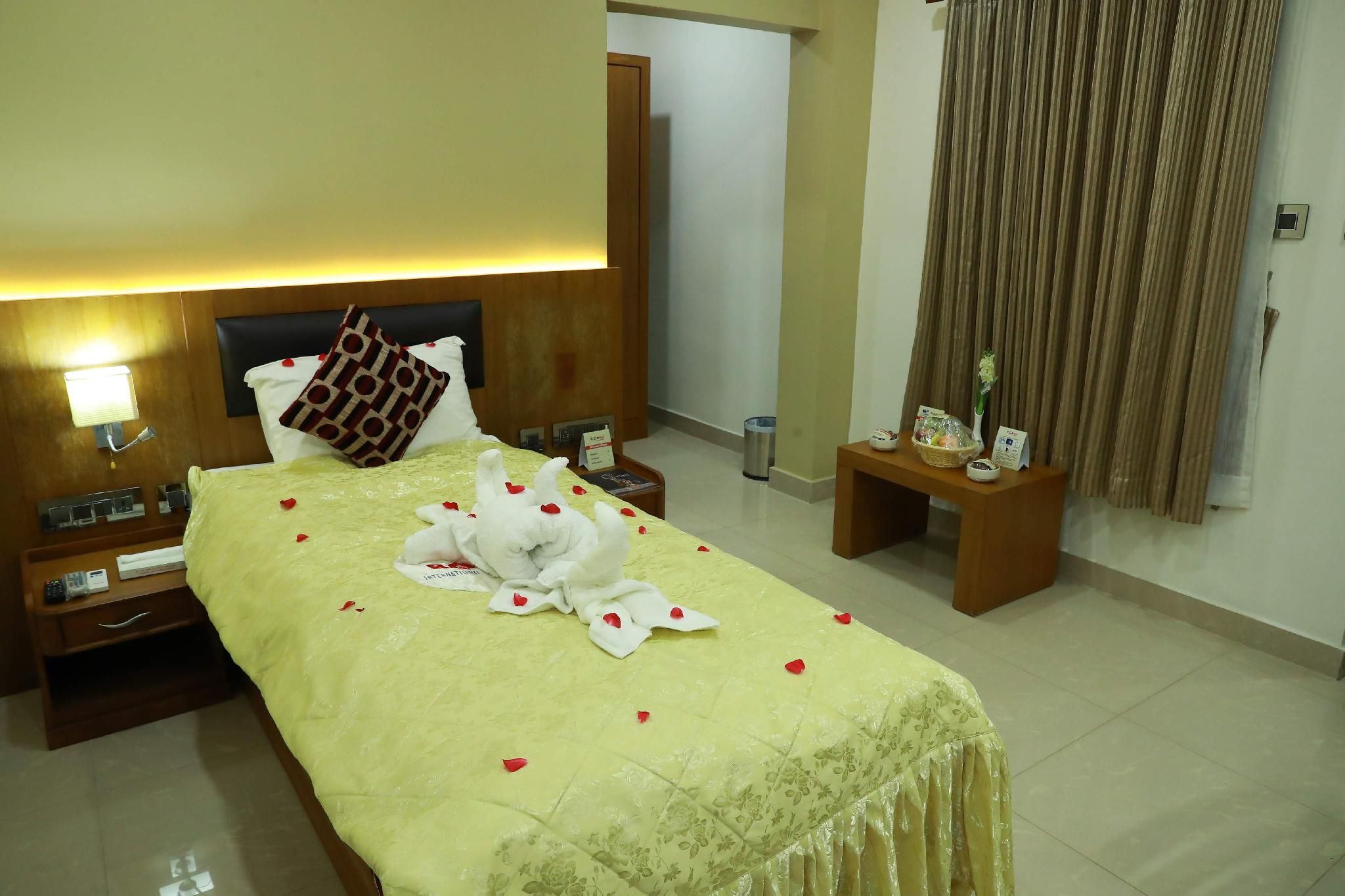 Standard Mini Room