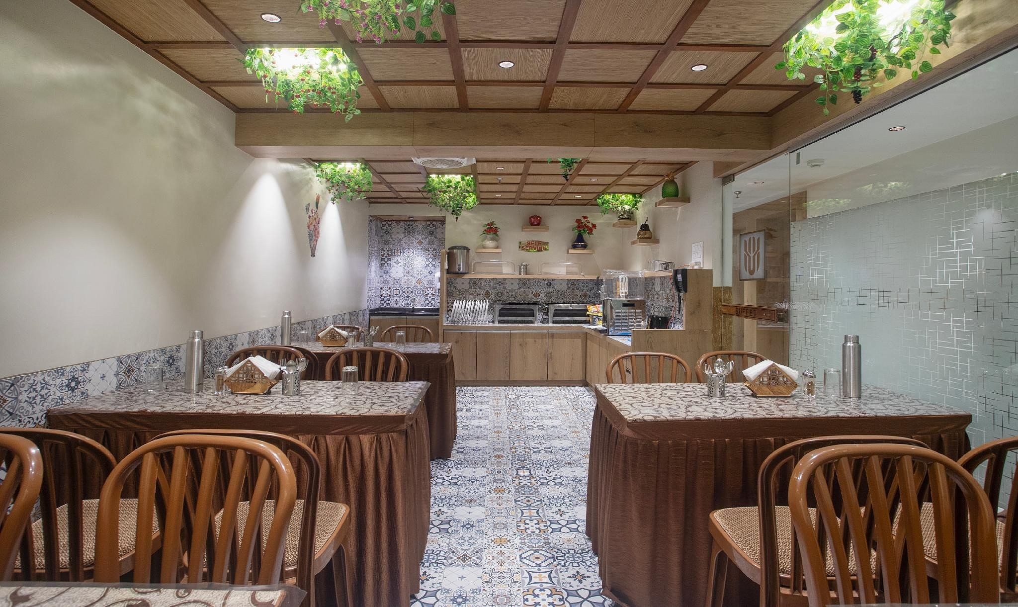 restaurant