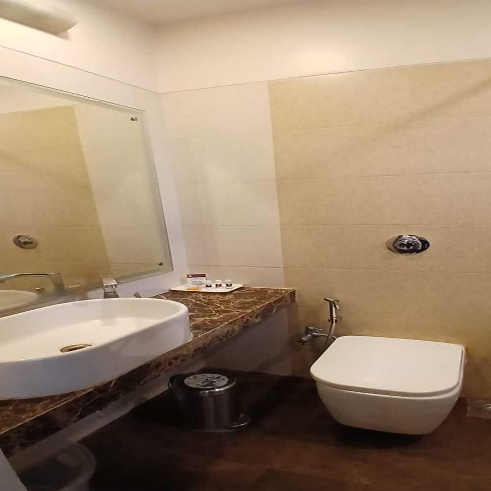 Divine Boutique Hotel, Panchgani Deluxe Room with Valley View 3