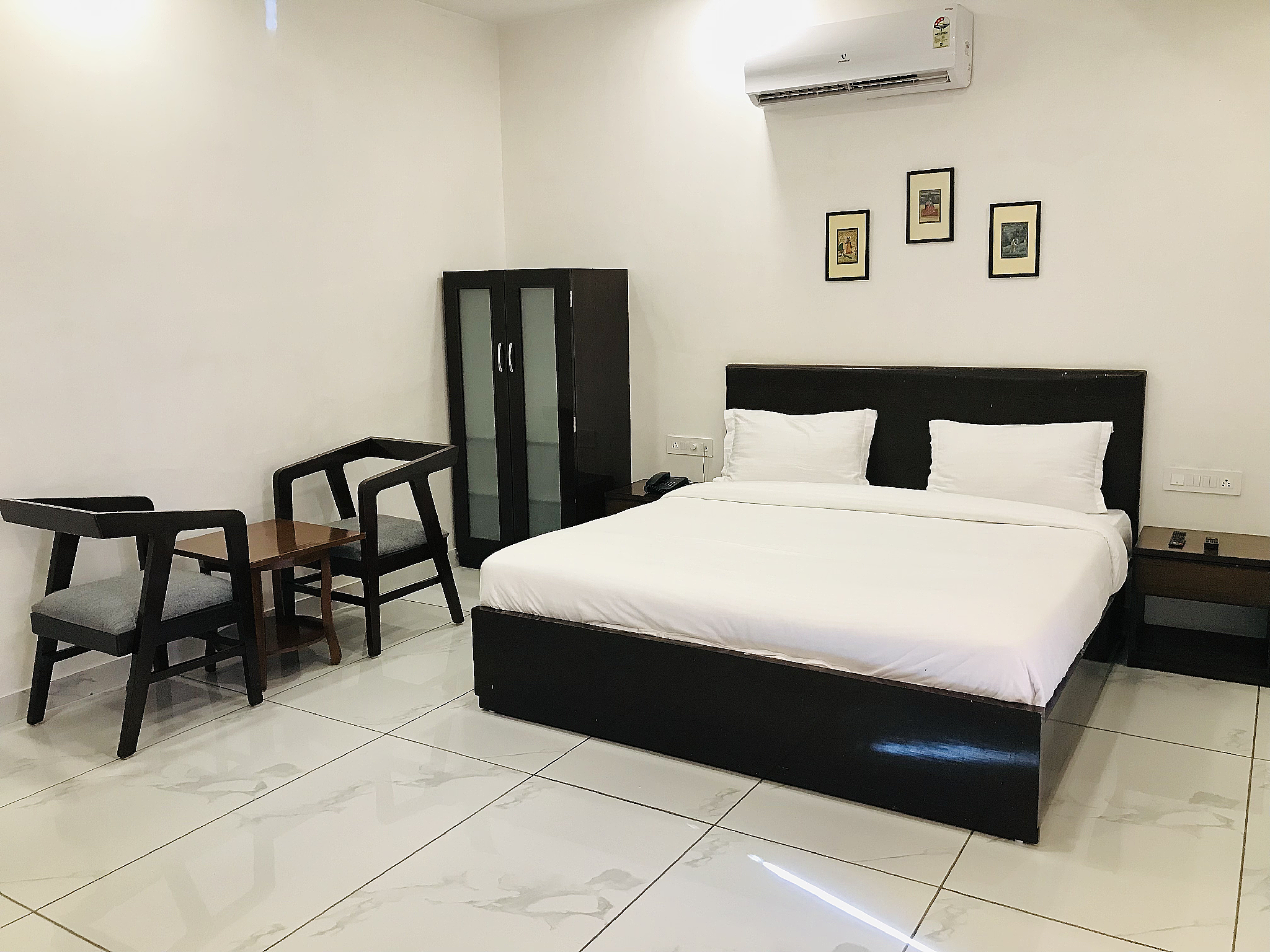 Deluxe with Balcony - City View