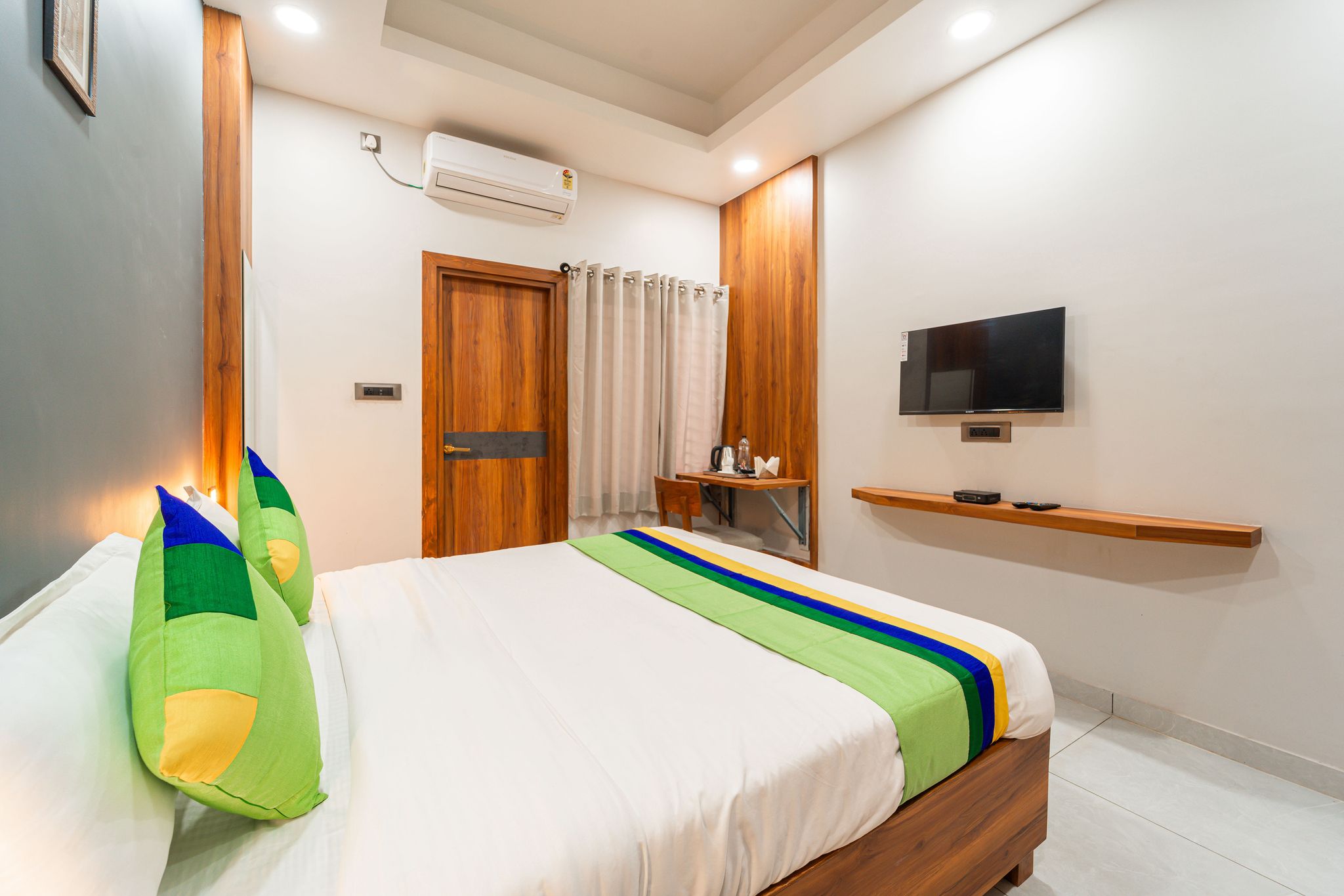 Treebo Lake City Standard Double Room