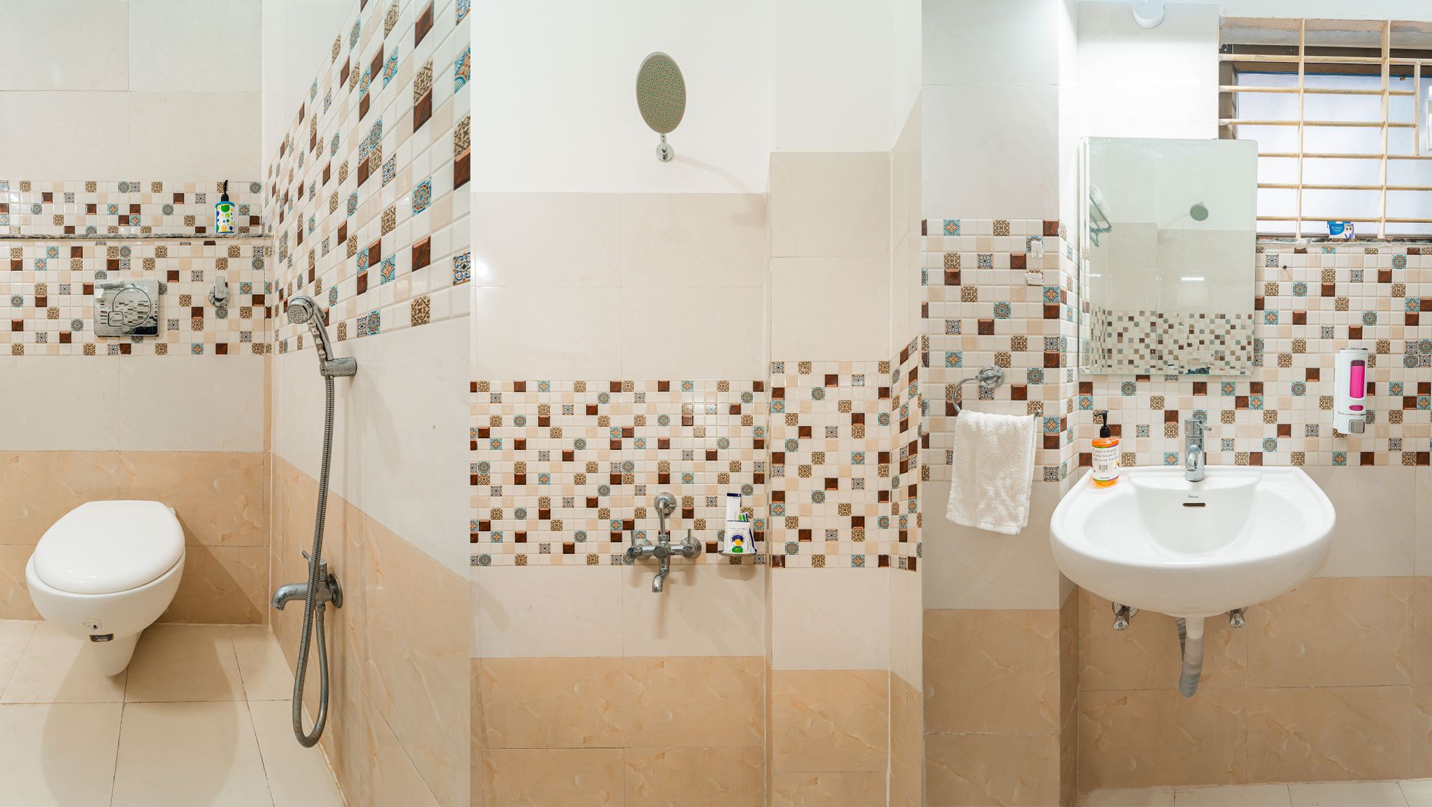 Treebo Lake City Standard Double Room 12