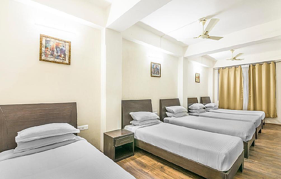 Family Room 5 people