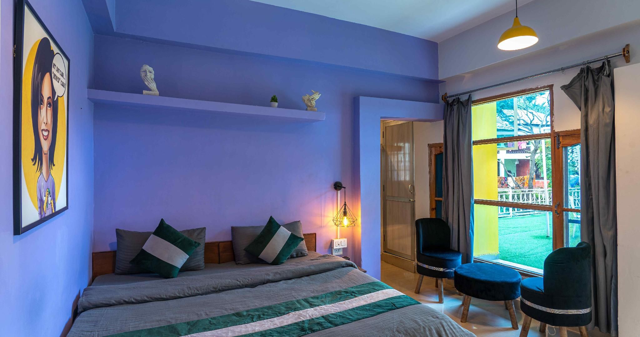 Whoopers Hostel Bir Quadruple Room 2