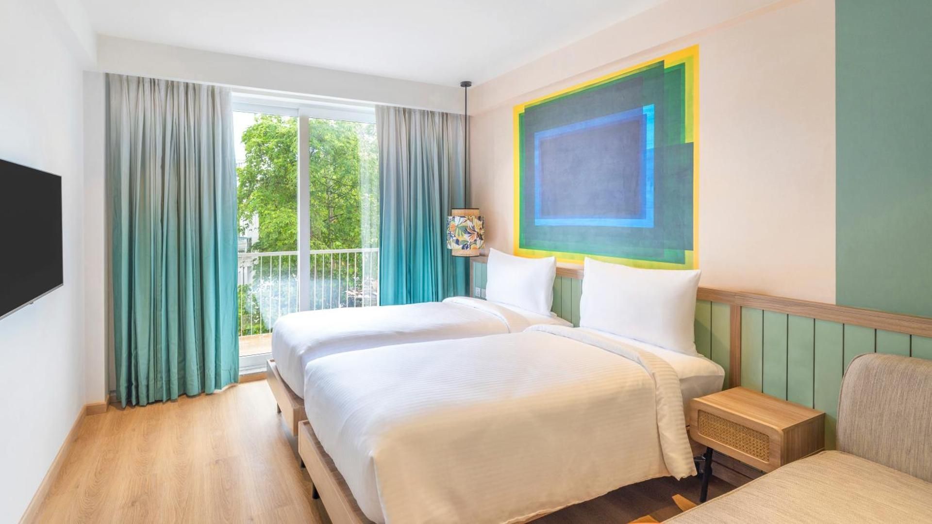 Superior Twin Room with Balcony