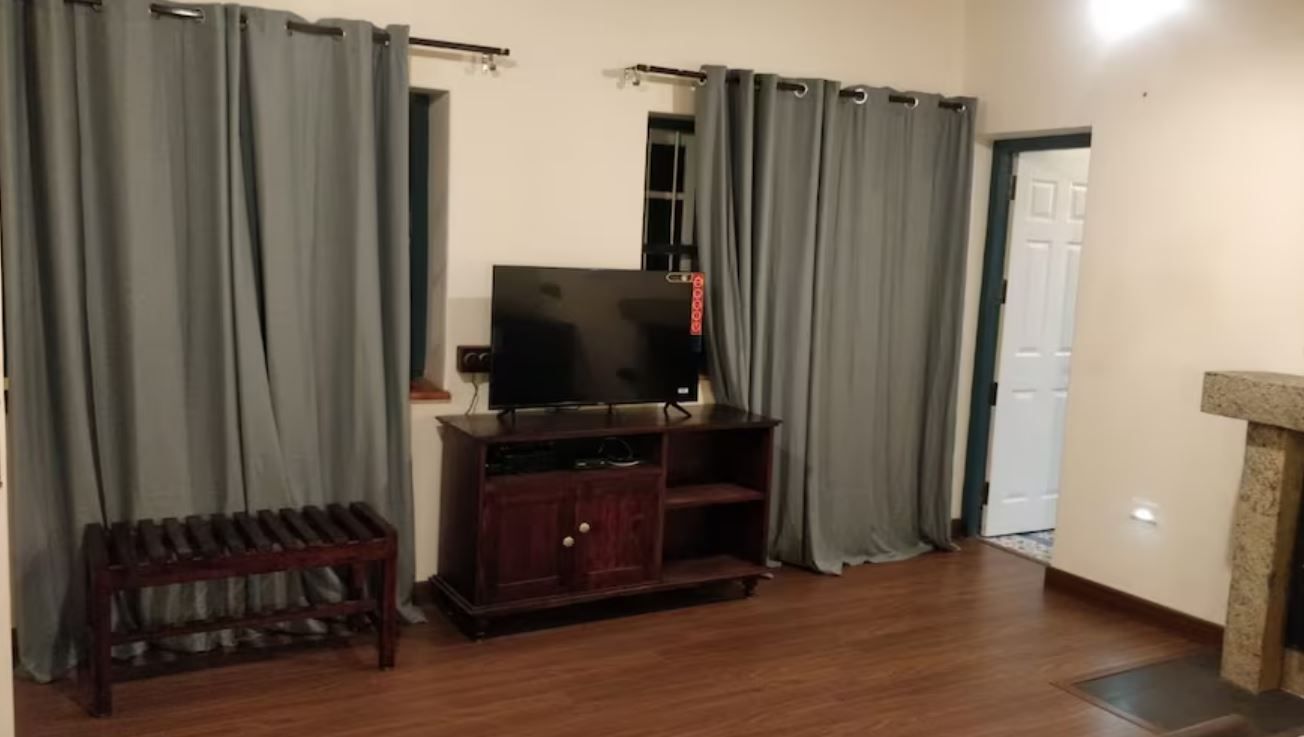 The Hearth Heritage Premium Suite 6