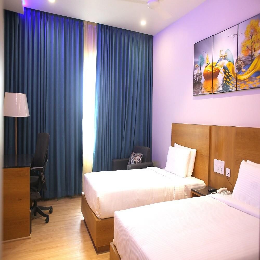Deluxe Twin Room