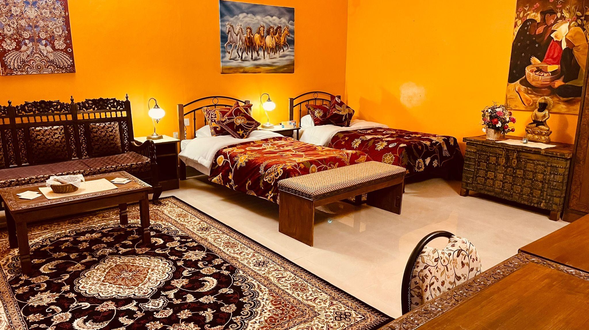 Habba Kadal Heritage Hub Deluxe Suite