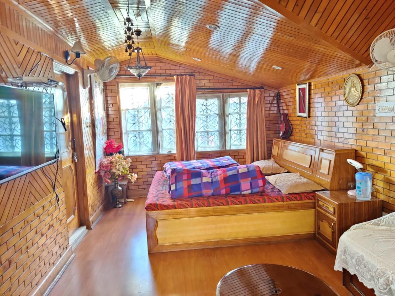 Super Deluxe Cottage