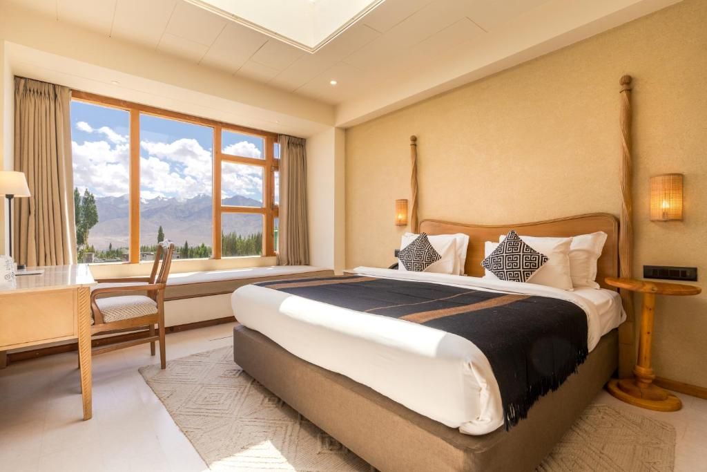 The Pal Hotel Deluxe Single Room 3