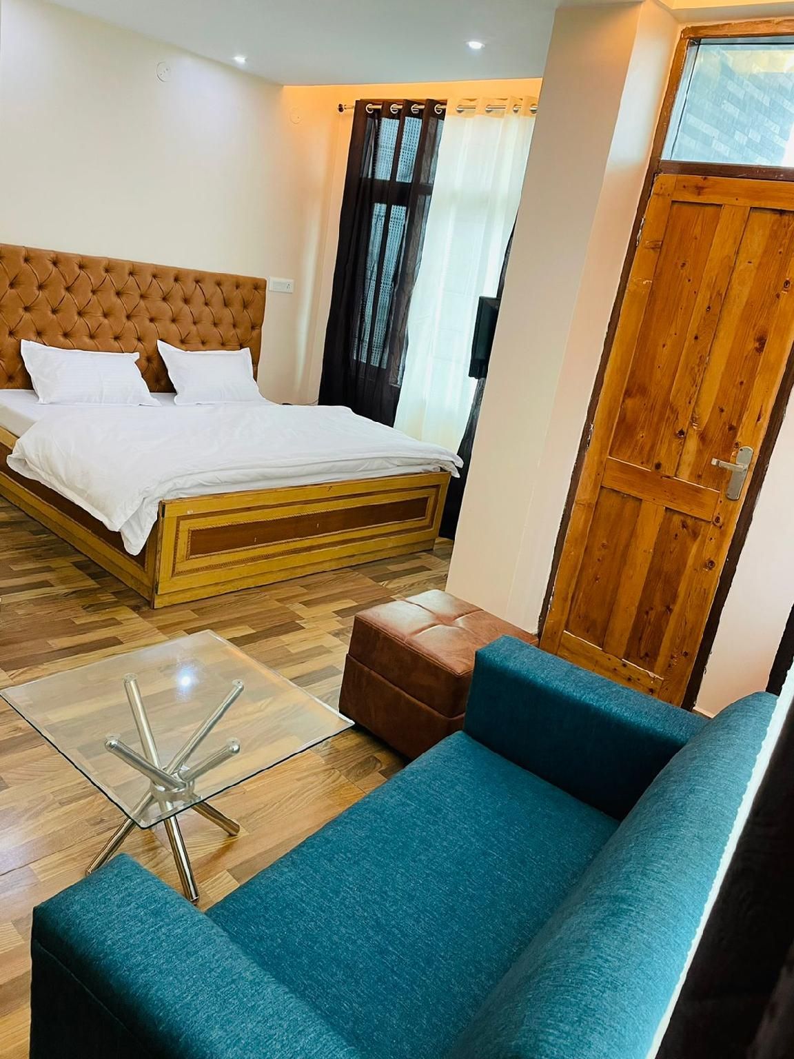 Deluxe Double Room with Balcony