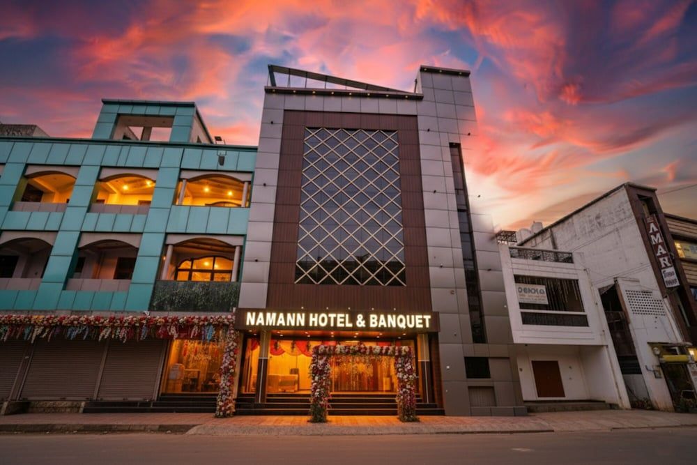 Fabhotel Naman