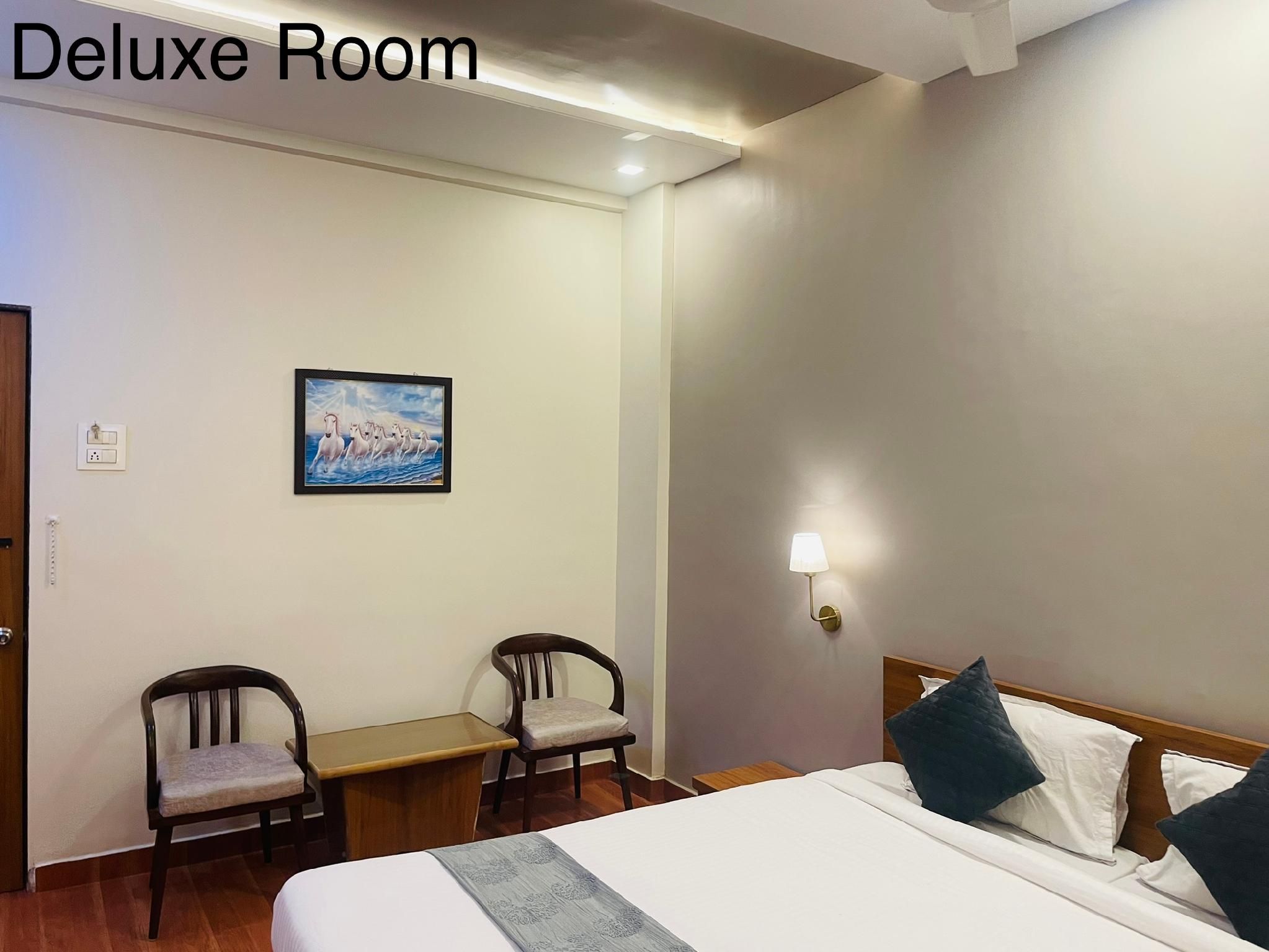 Deluxe Room with Bathtub