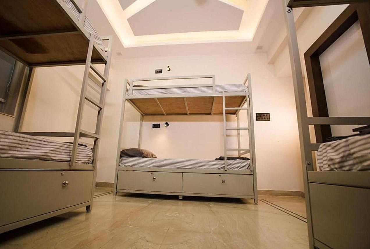 Dormitory Room with Single Bed