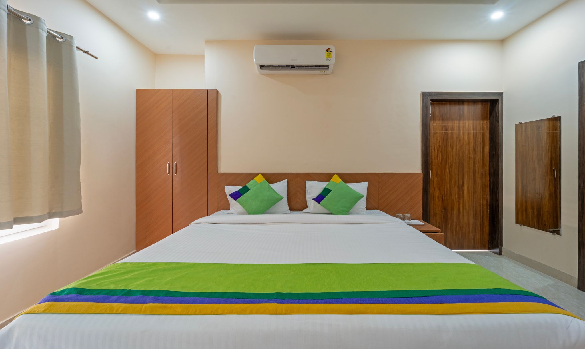 Treebo Raj Palace Standard Double Room 12