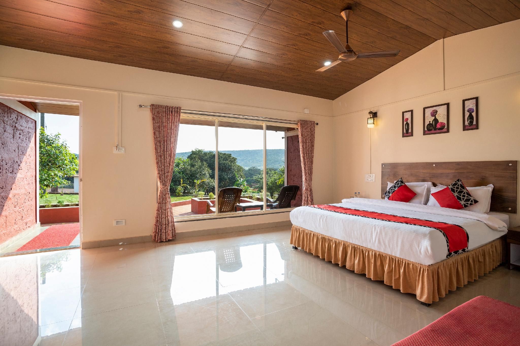 DARK FOREST RETREAT Premium Room