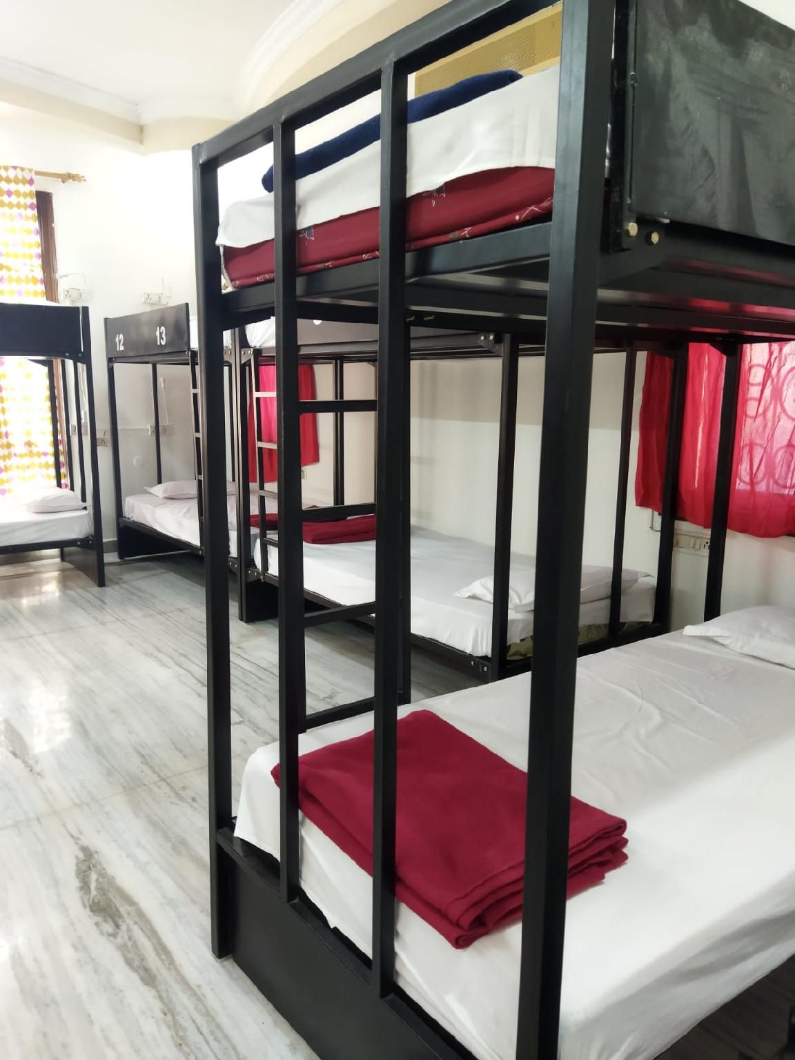 Bunk Bed - Mixed Dorms 12 beds