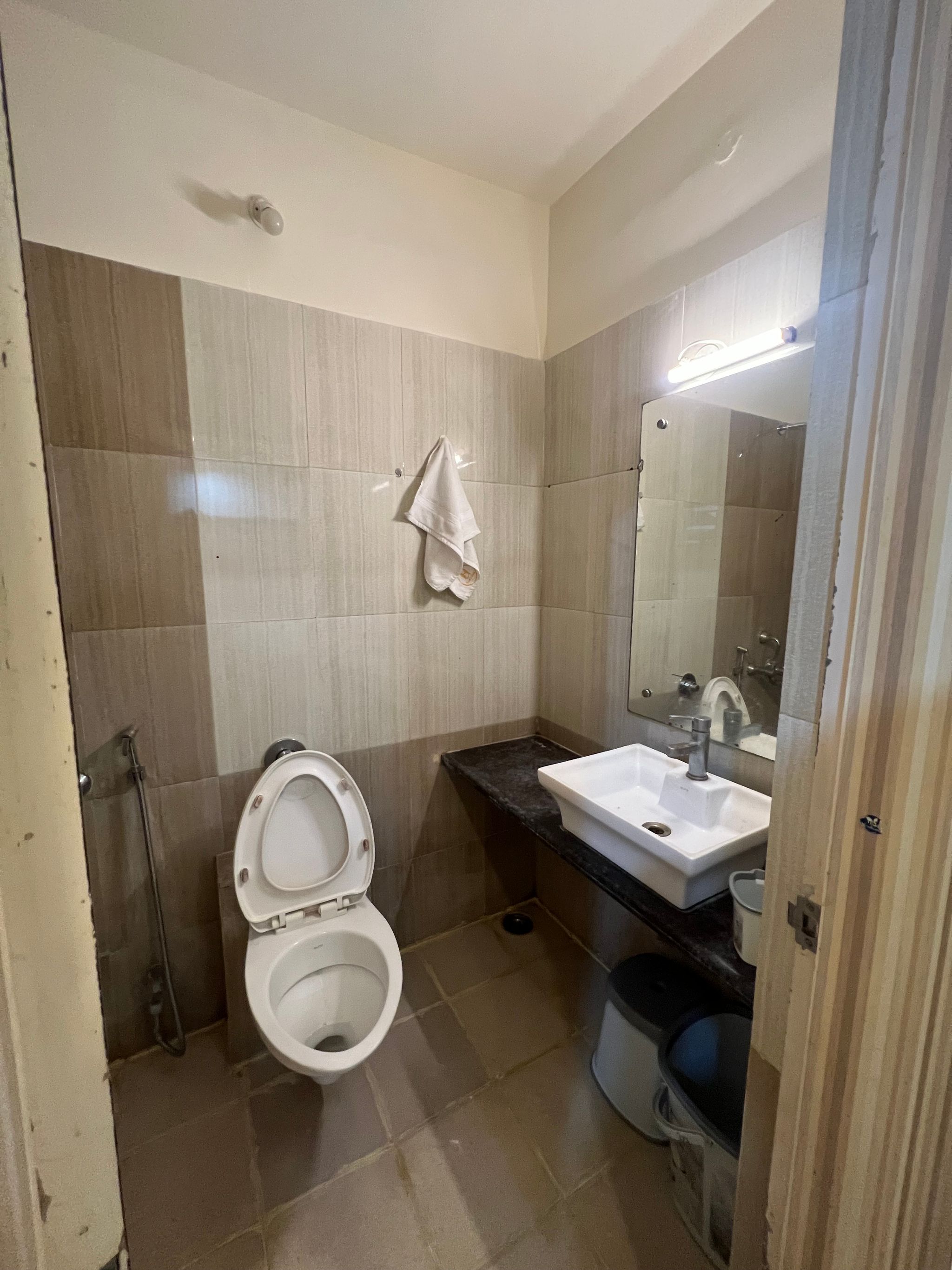 Hotel Udyam Glory Deluxe 9