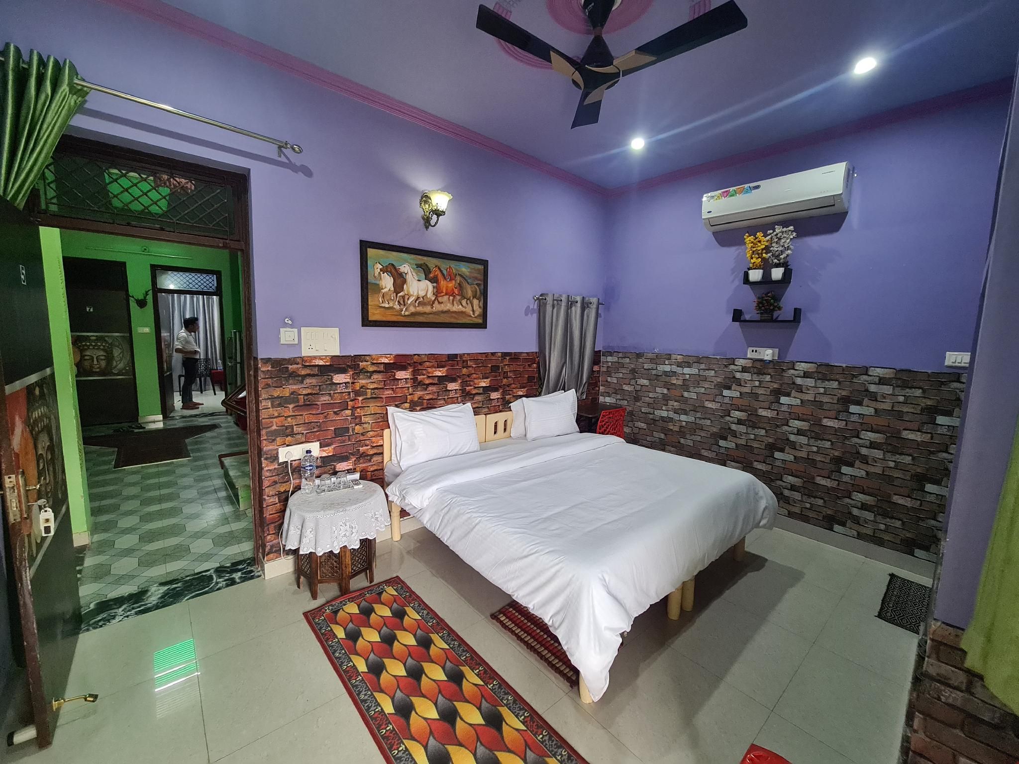 Deluxe Double Room with Balcony