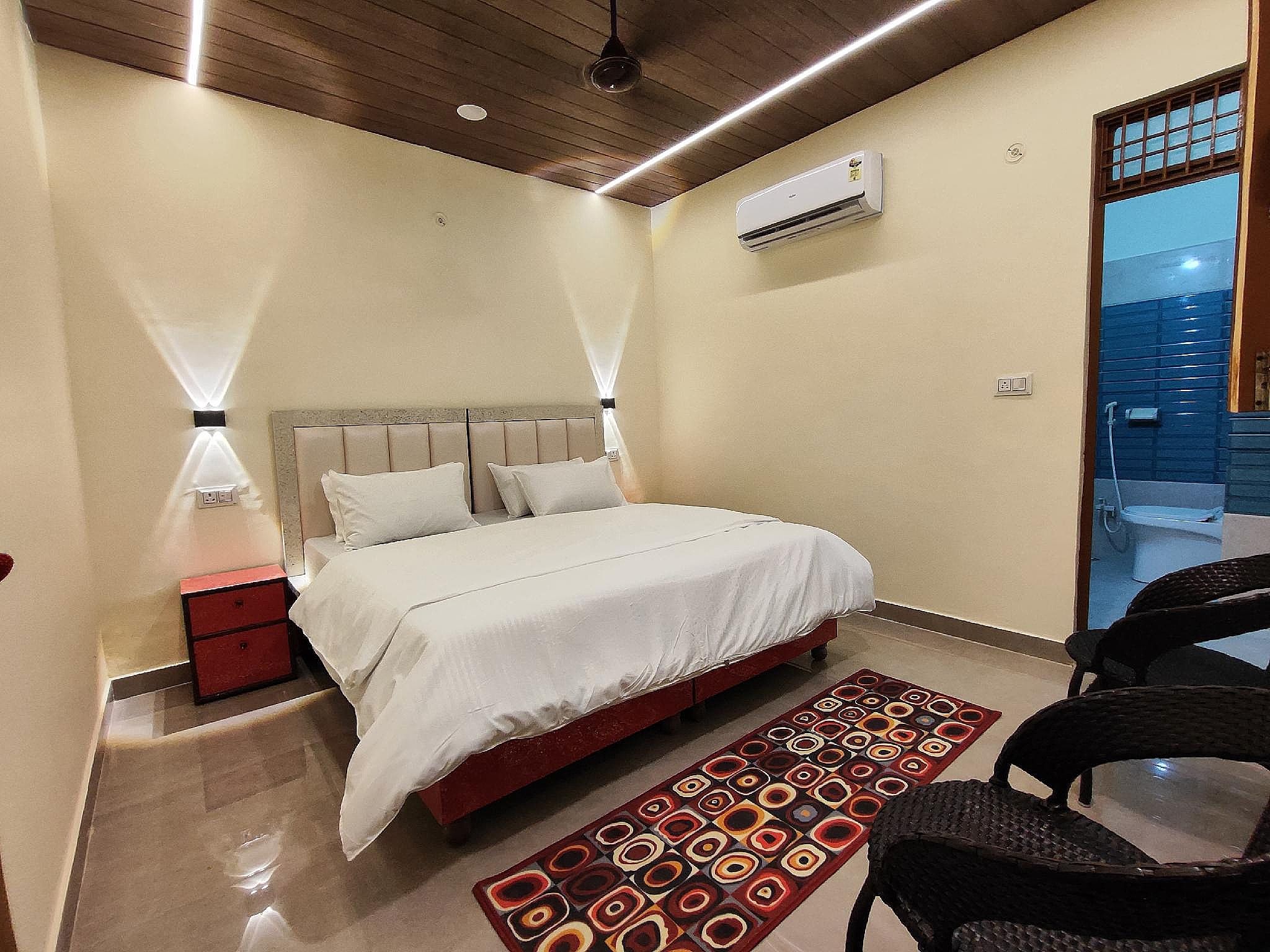 Double Bed Room With Air conditioning