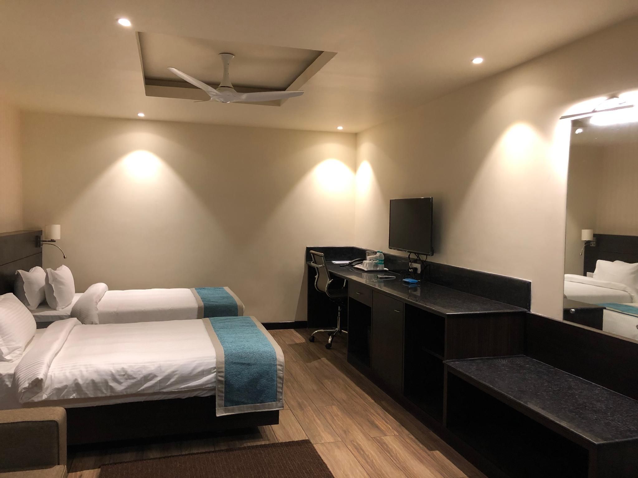 Premium Deluxe Twin Room