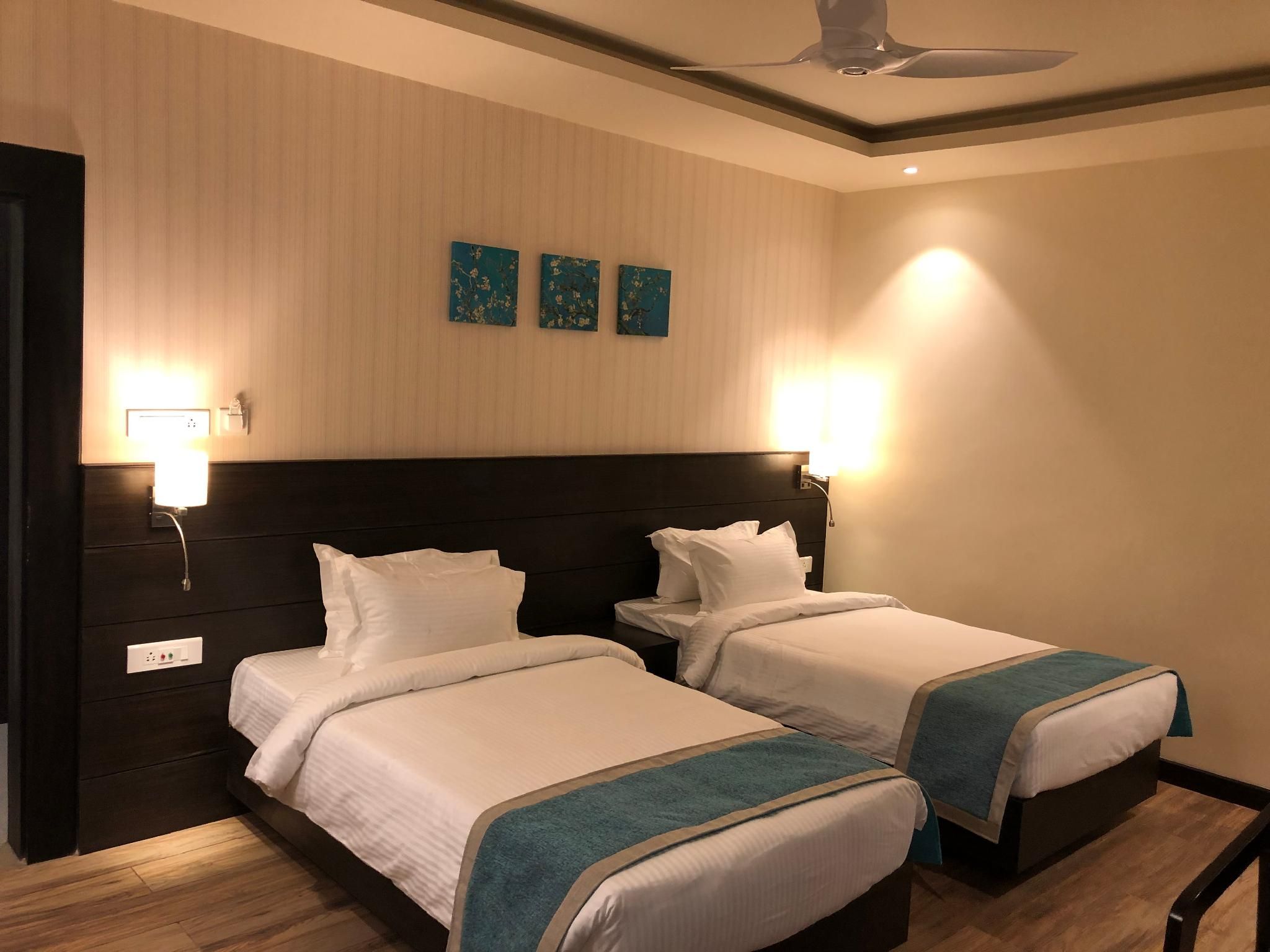 Premium Twin Room