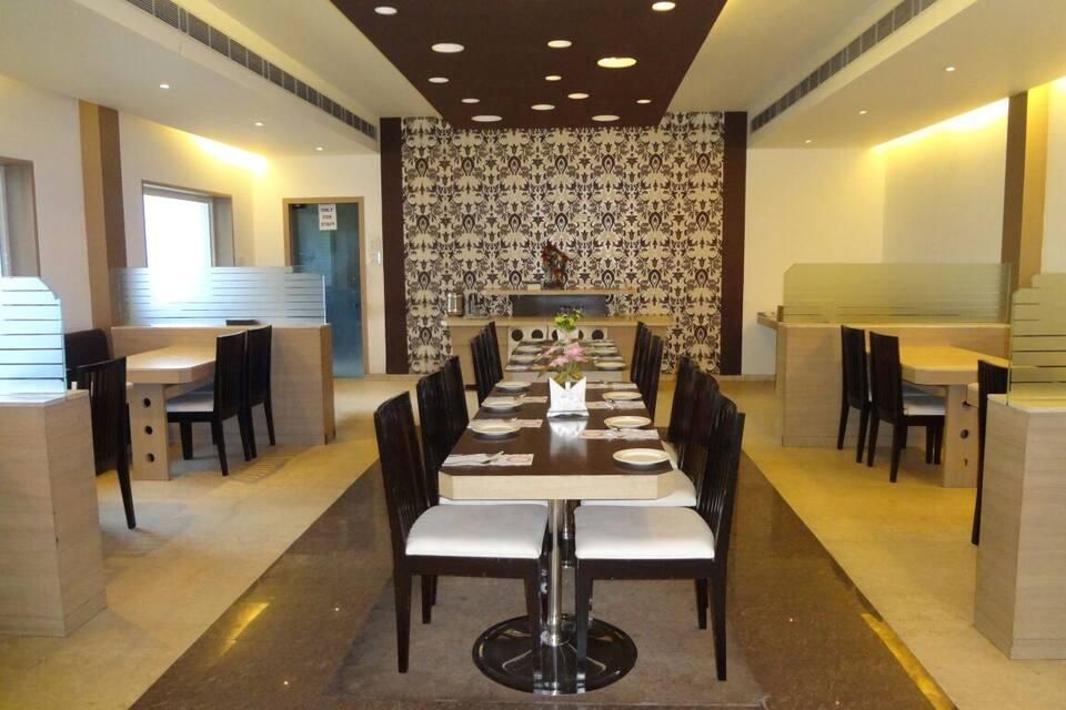 Hotel Maharani & Restaurant