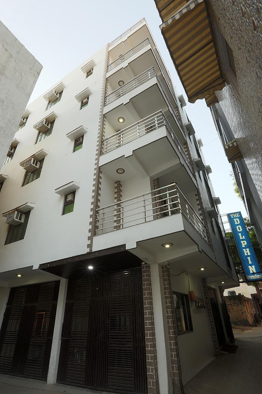 Main Image
