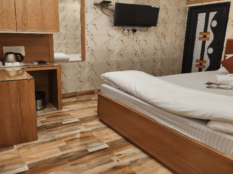 Hotel The City of Joy Deluxe Signature Room 2