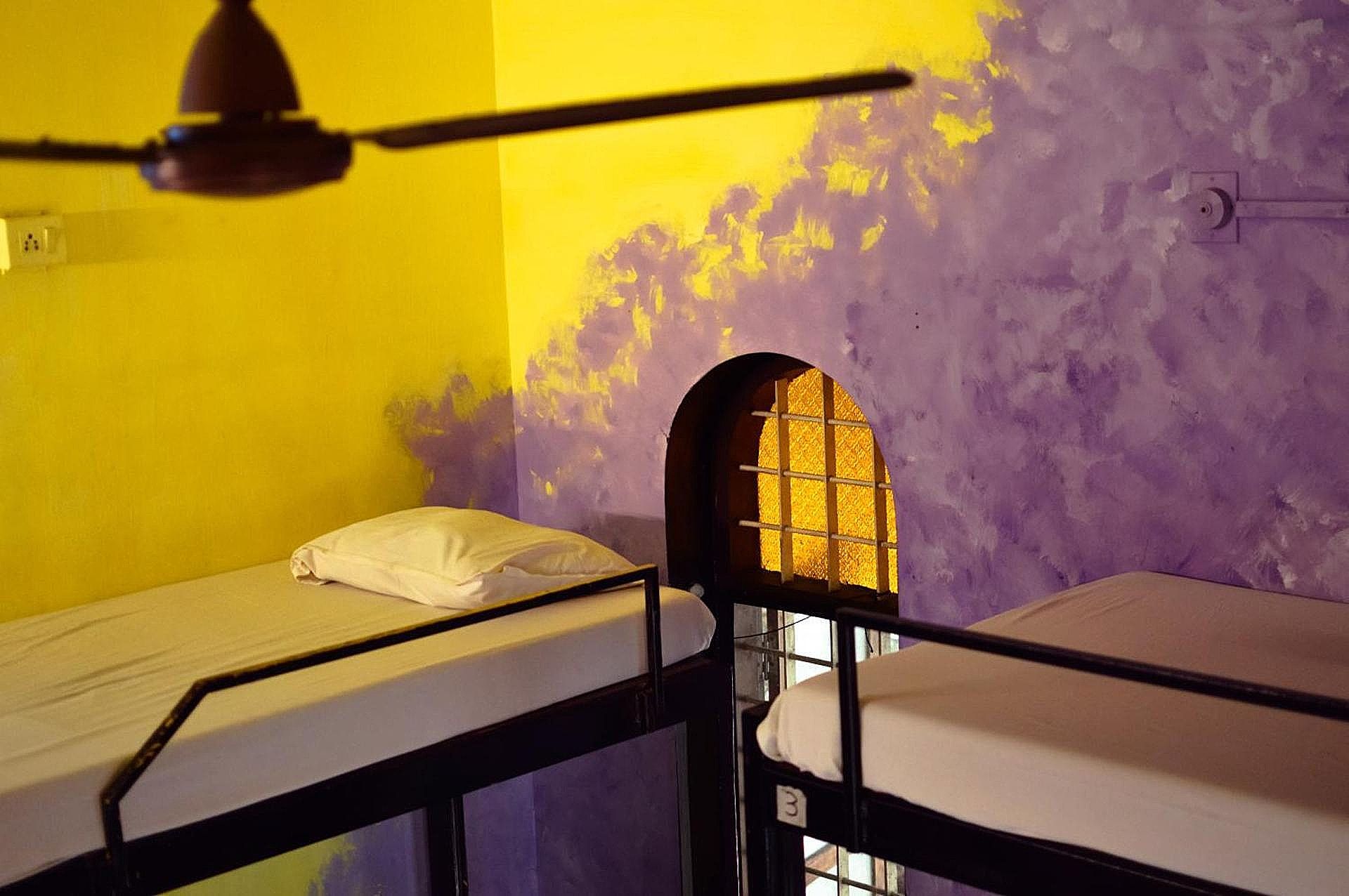 Dormitory 6-Bed (Mixed)