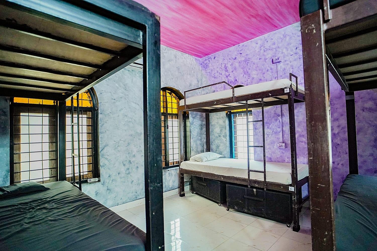 Dormitory 6-Bed (Mixed)