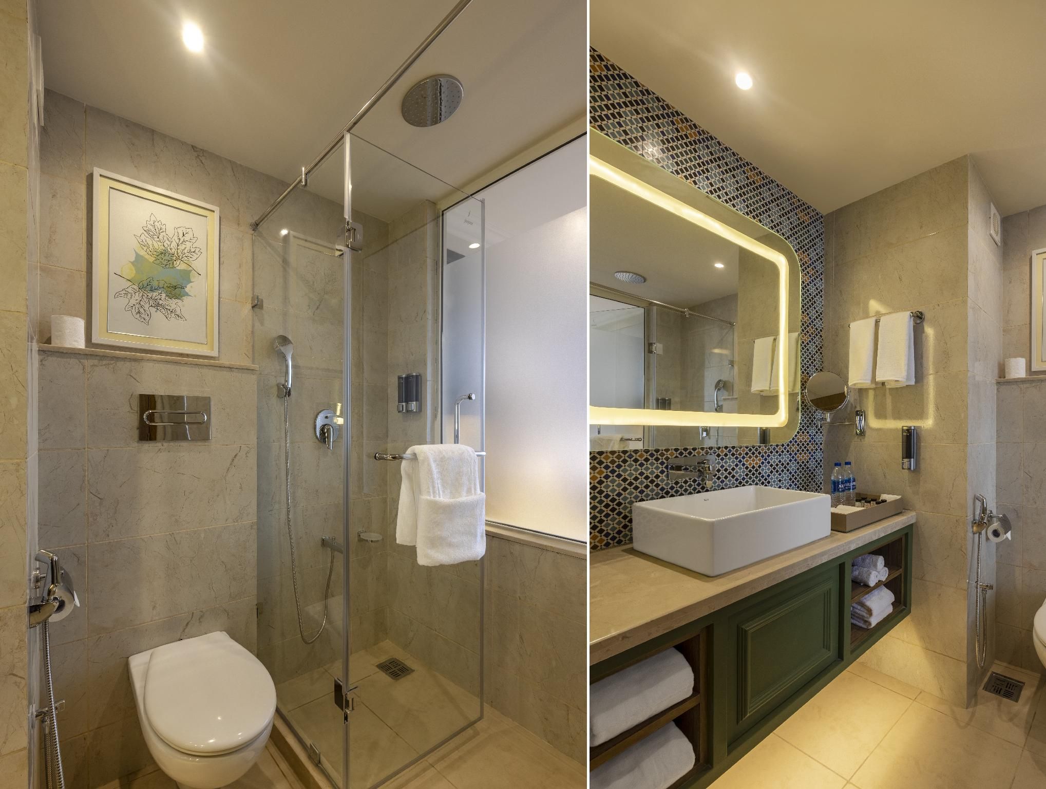 Sarovar Portico Srinagar Premium Double Bed Room 4