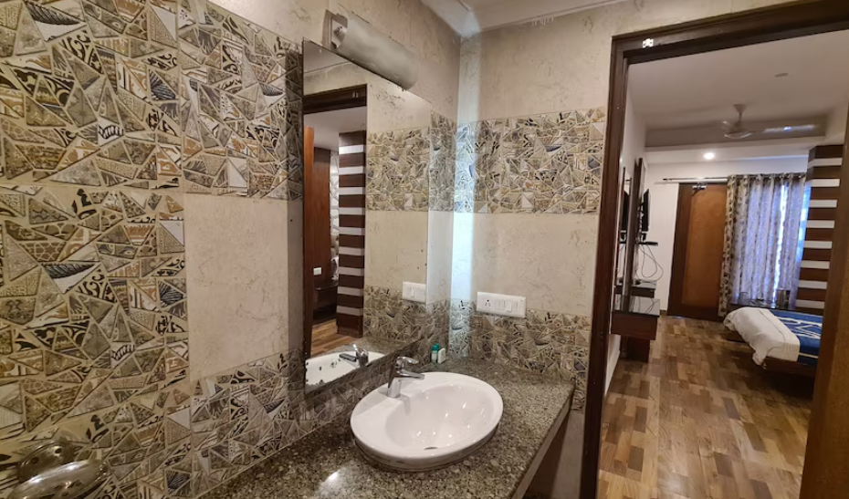 Valley View Hotel 