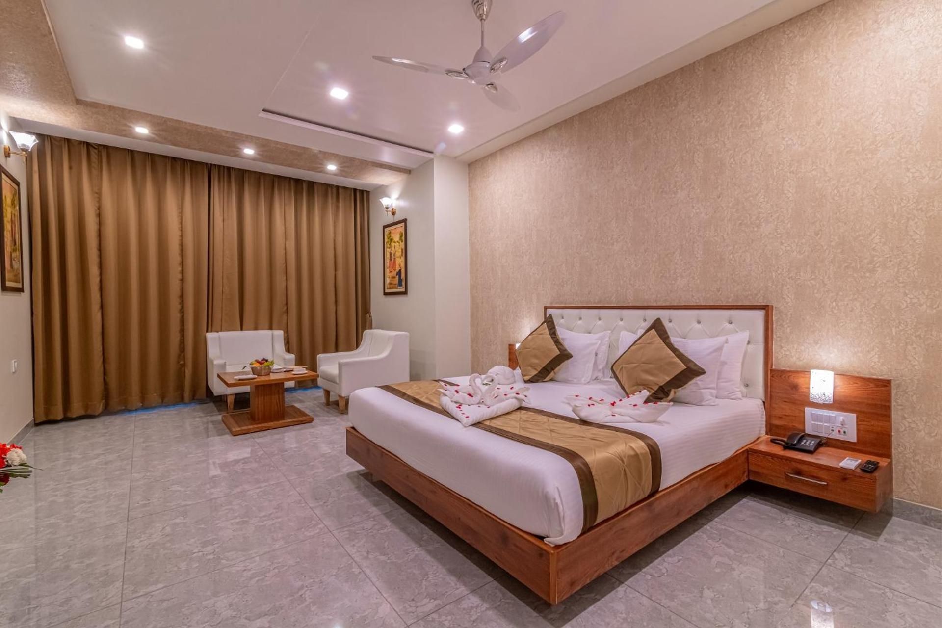 Savitri Resorts Pushkar Deluxe Double or Twin Room 2