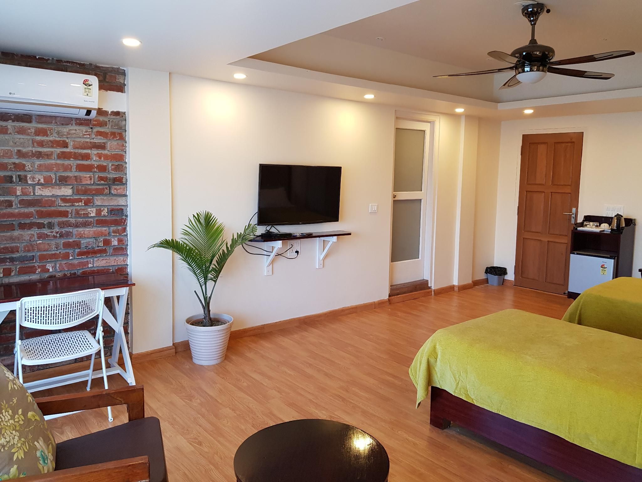 Superior Twin Garden View