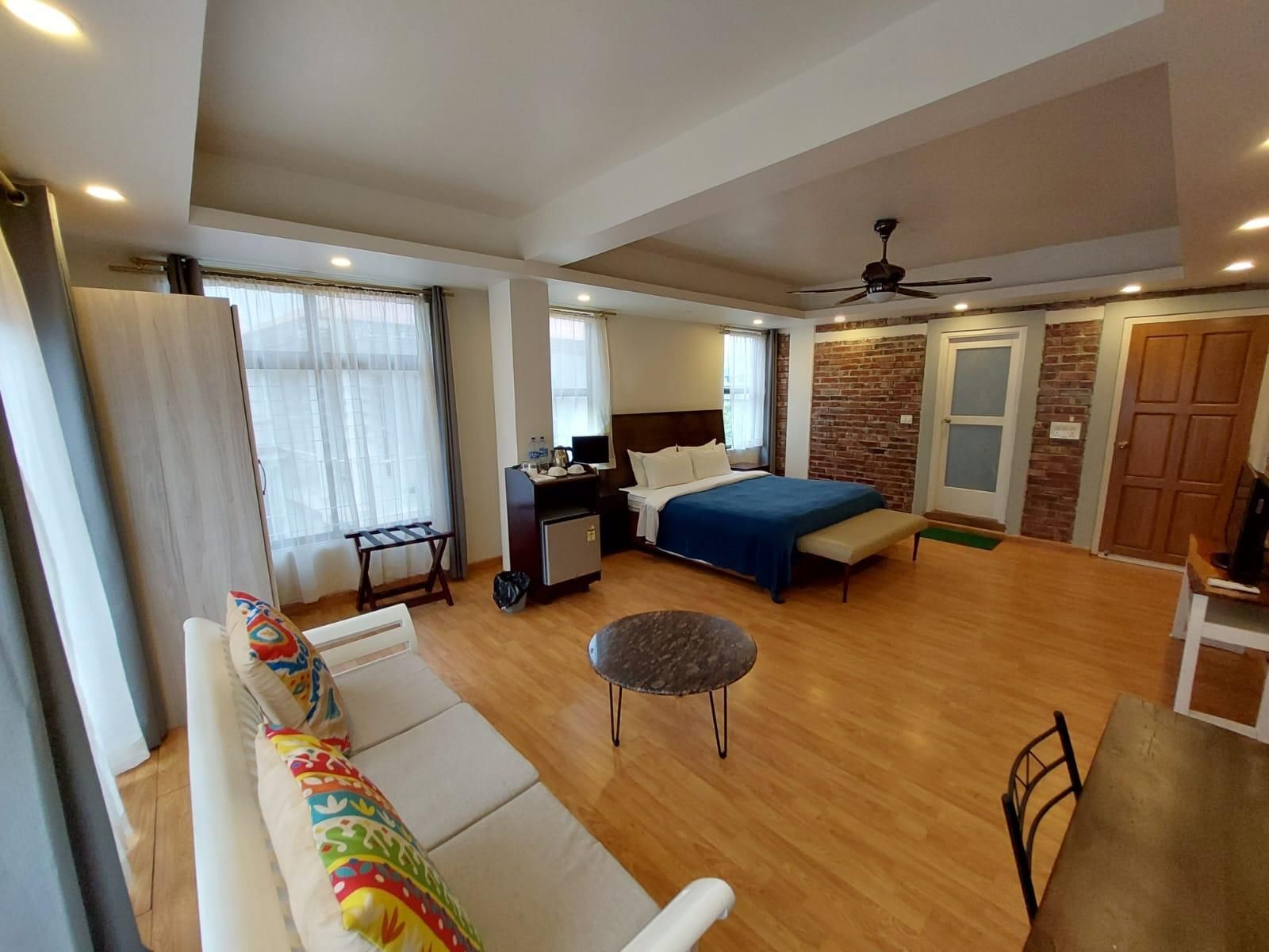 King Room - Non-Smoking