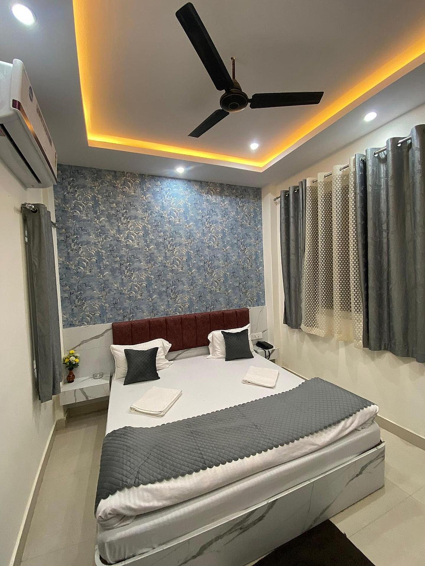 Shivraj Inn Standard Room 4