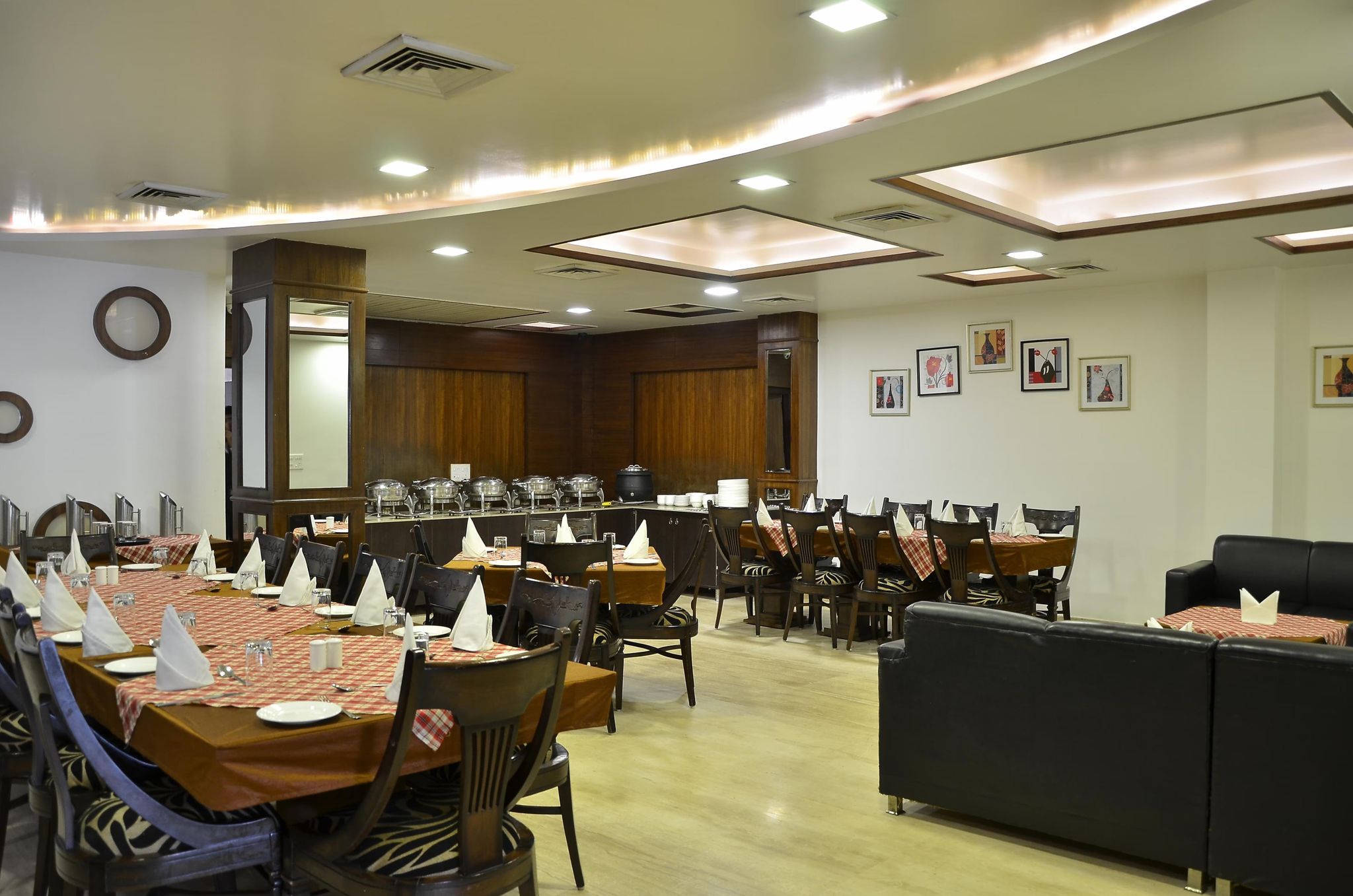 Food & Dining