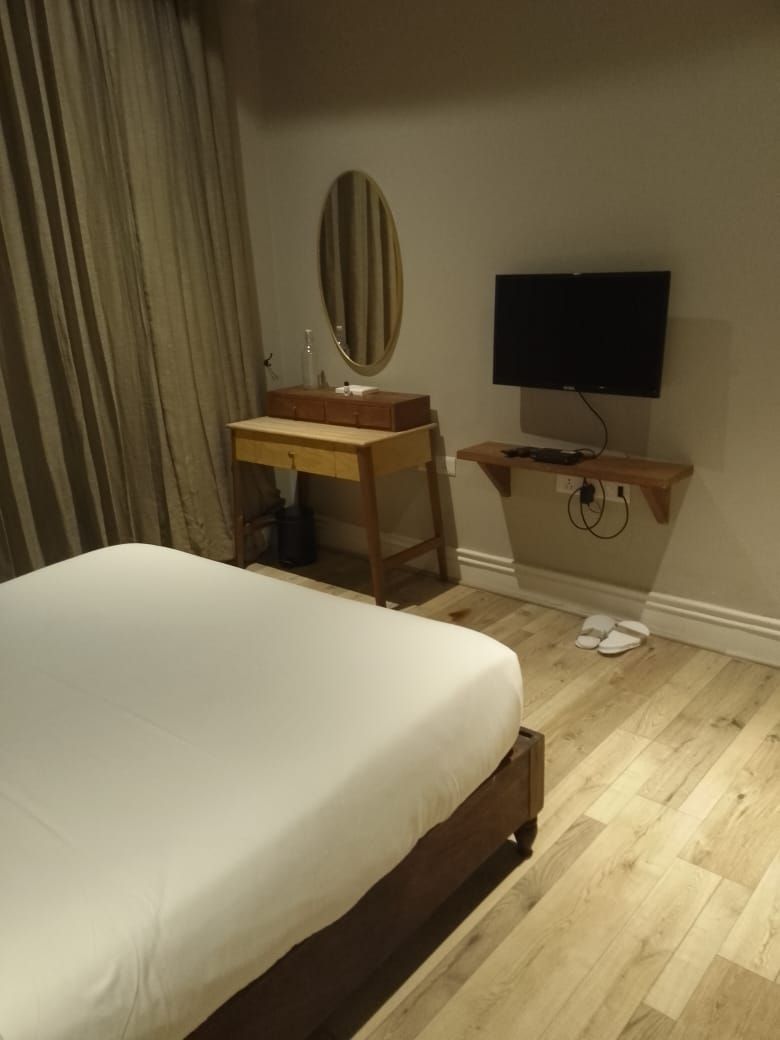 Meraki Maison Deluxe Room 24