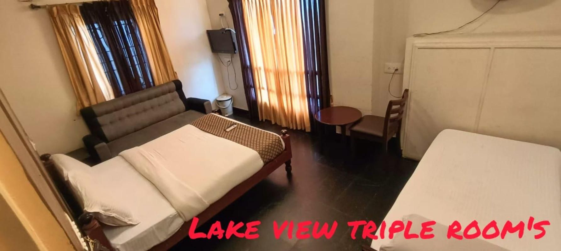 Superior City View Triple Room