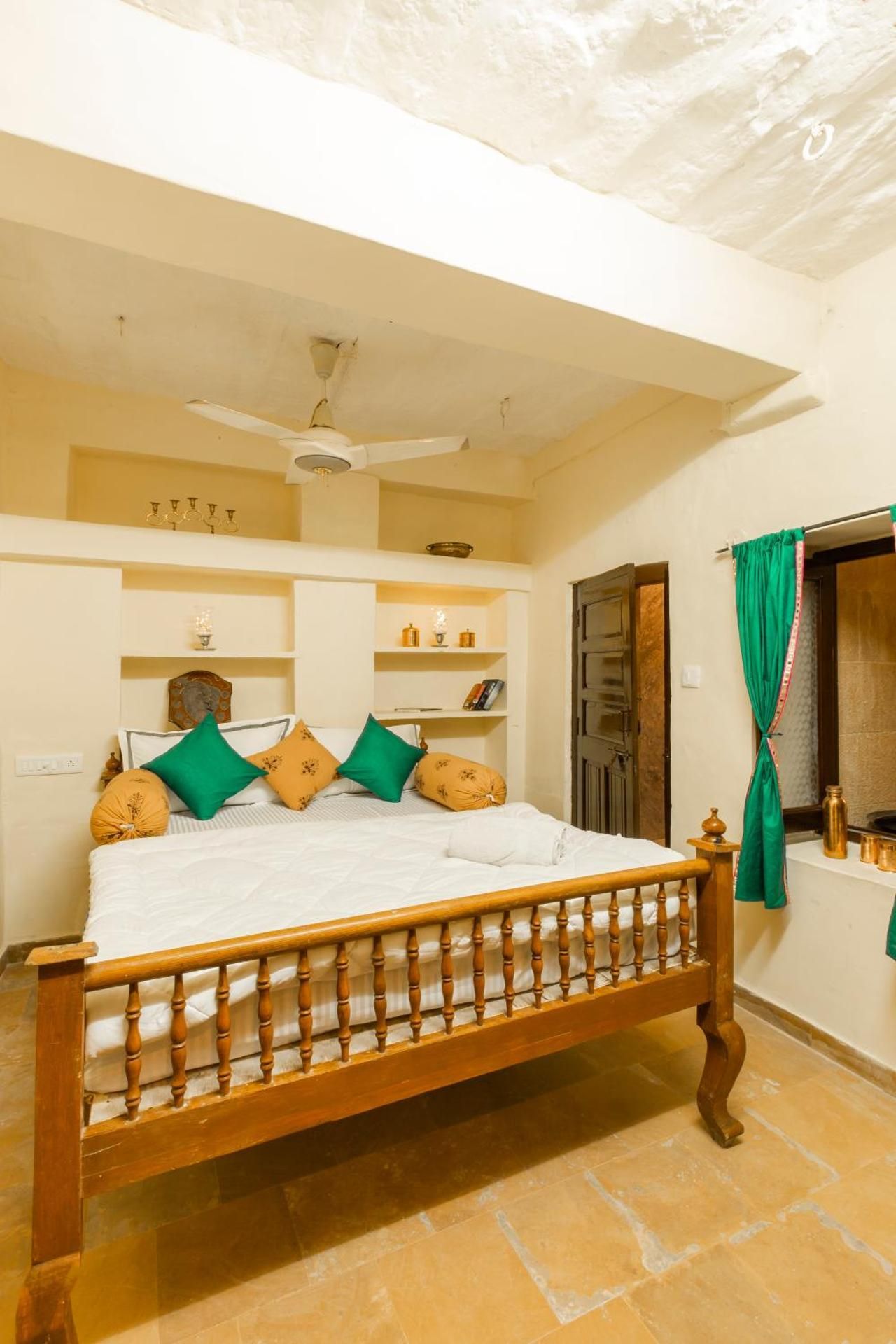 Standard Room with King Bed