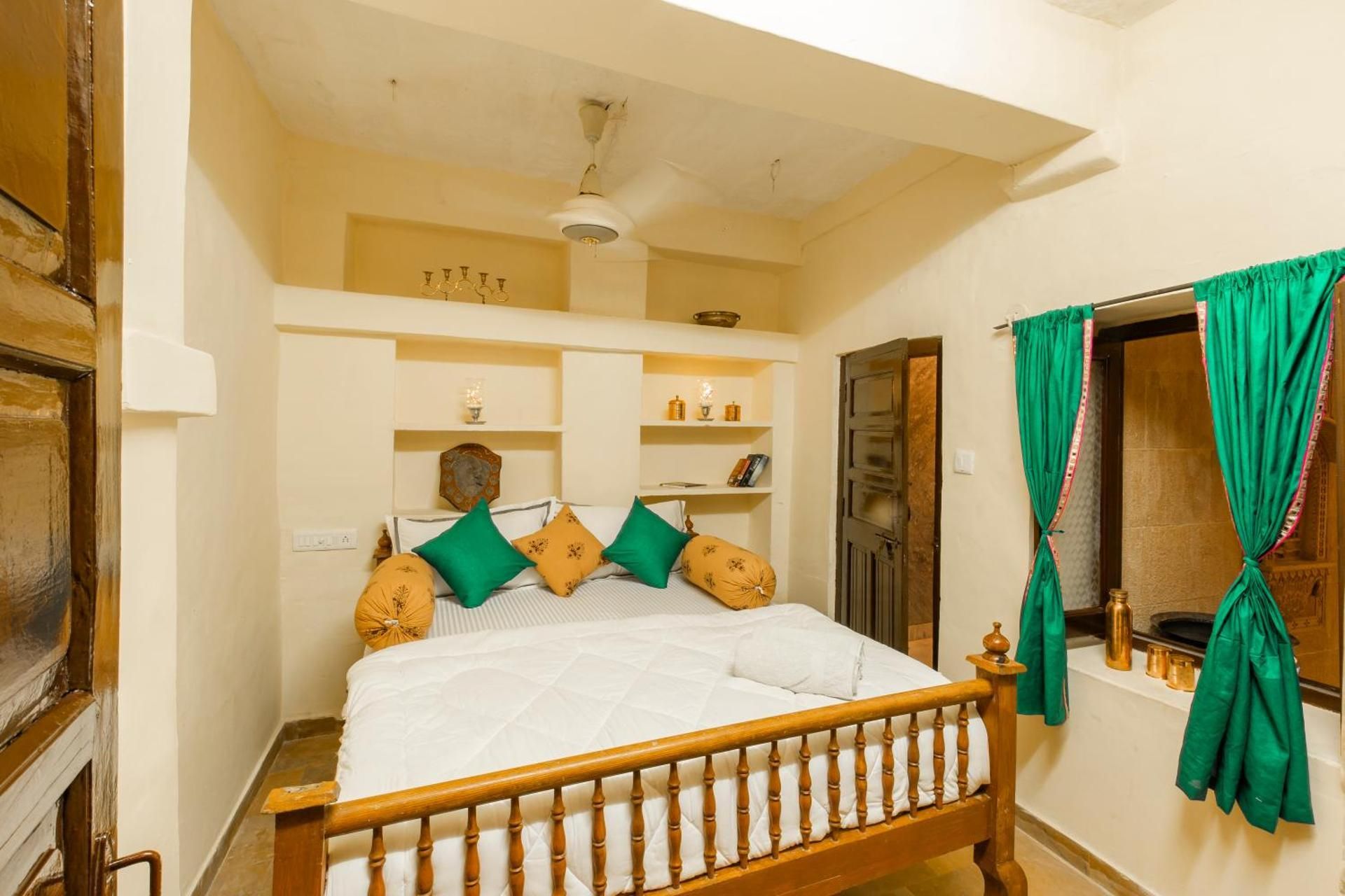 Standard Room with King Bed