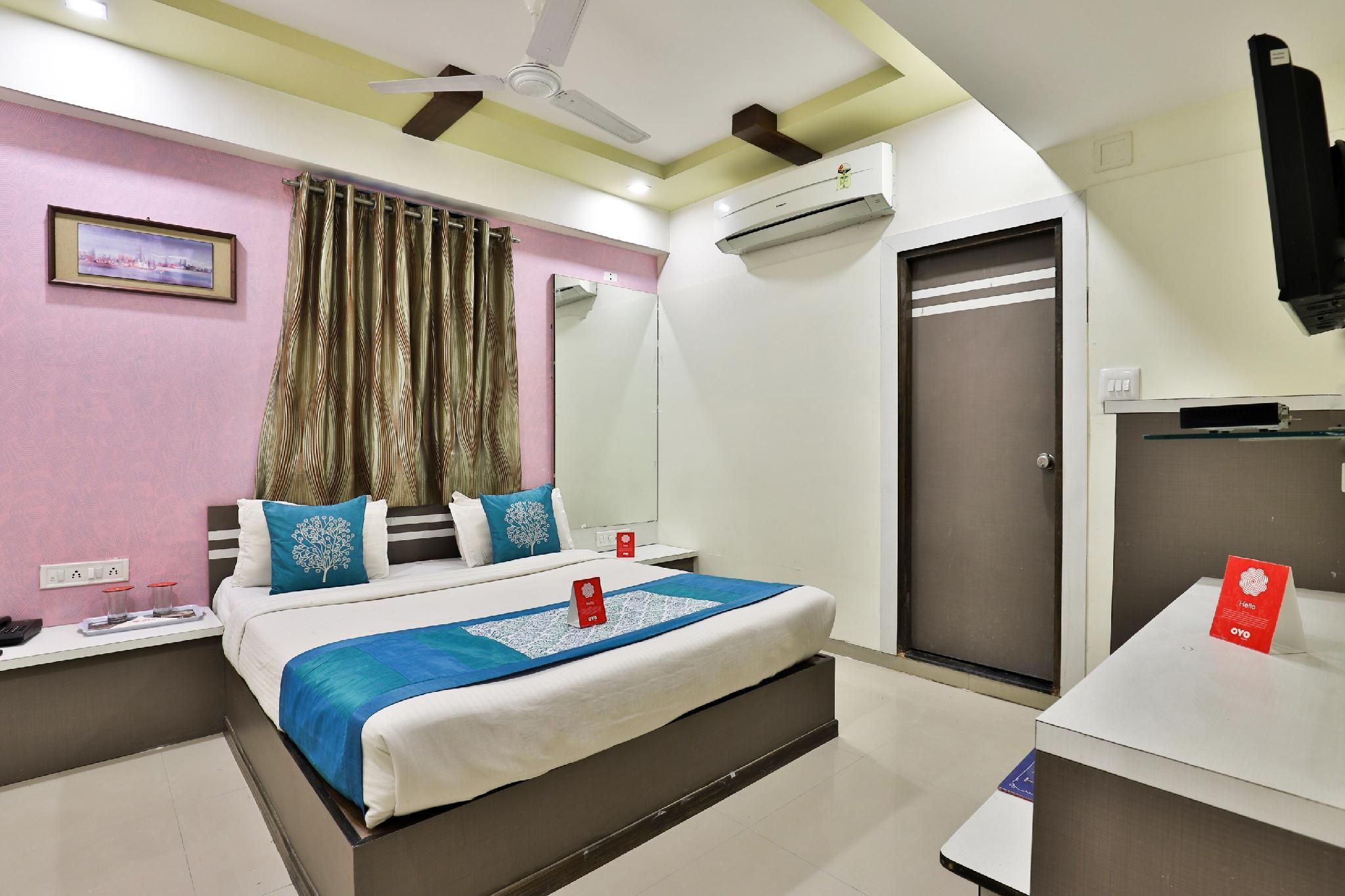 Flagship Hotel The Grand Pritam Classic Room