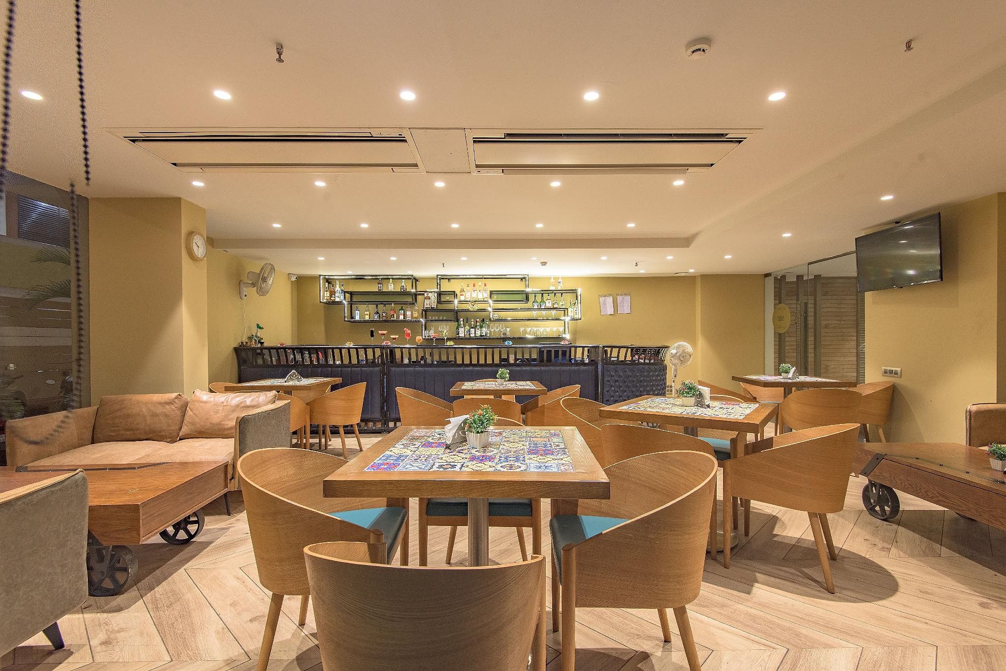 Bar/lounge