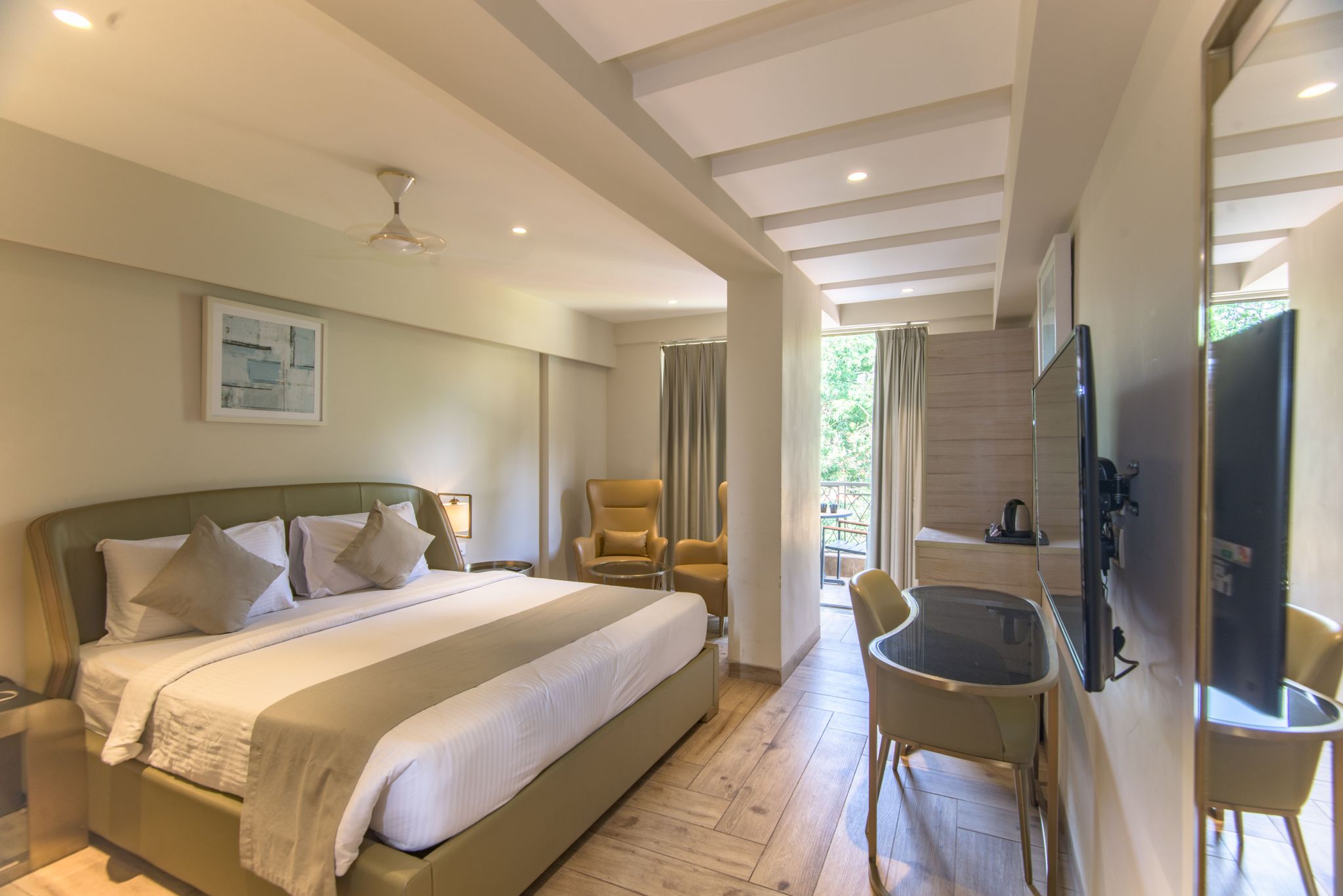 Winter Green Premium Room