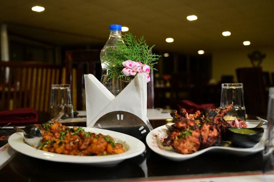 Food & Dining