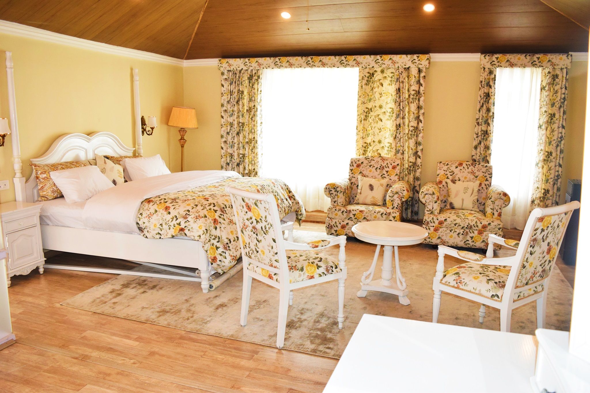 Luxury Cottage Suite