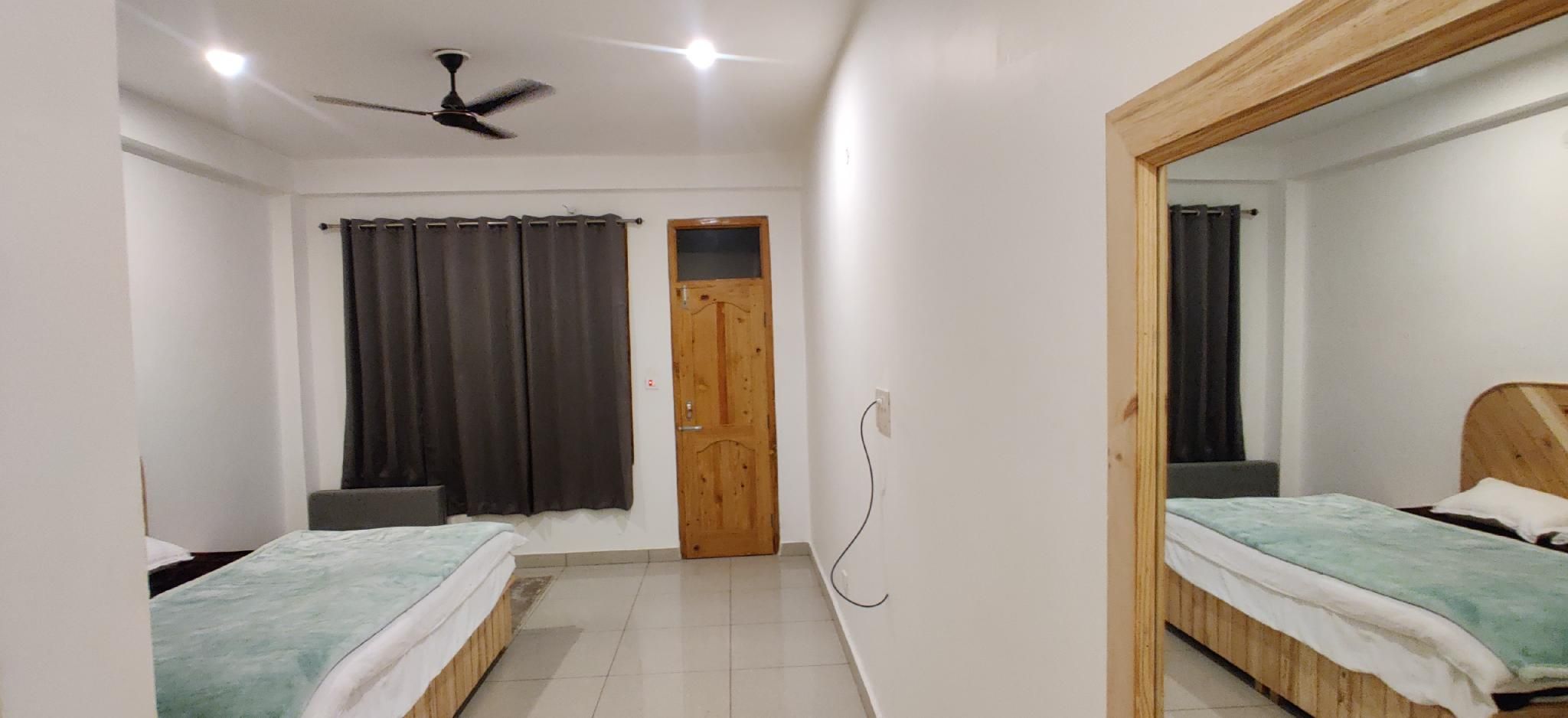 Large Room with Balcony