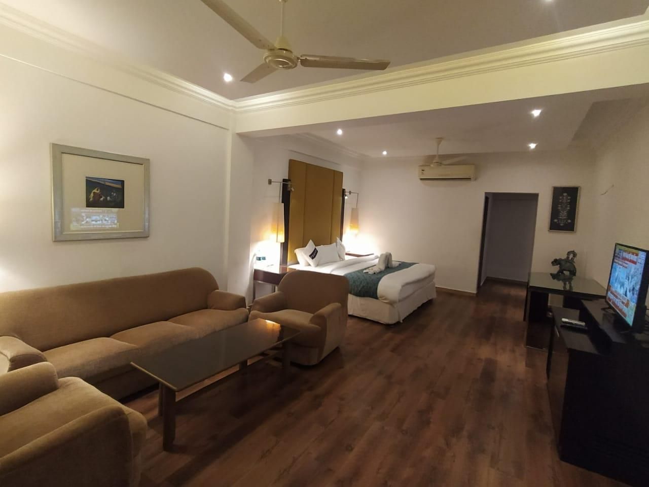 Suite Room